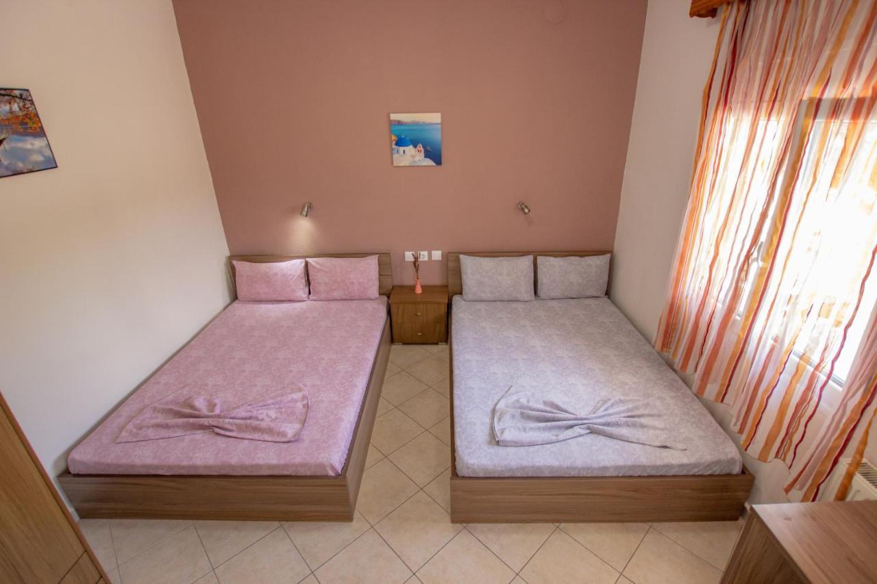 Vordos Rooms Vrasná 外观 照片